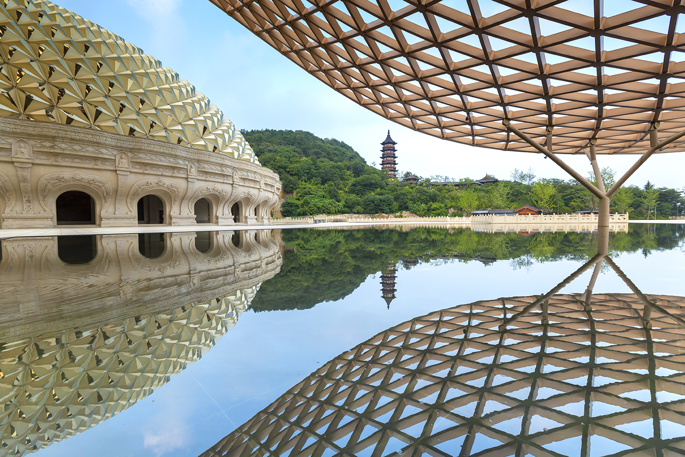Usnisa Palace of Niushou Mountain